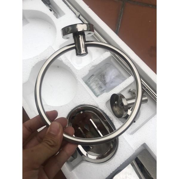 Bộ phụ kiện 06 món nhà tắm inox 304