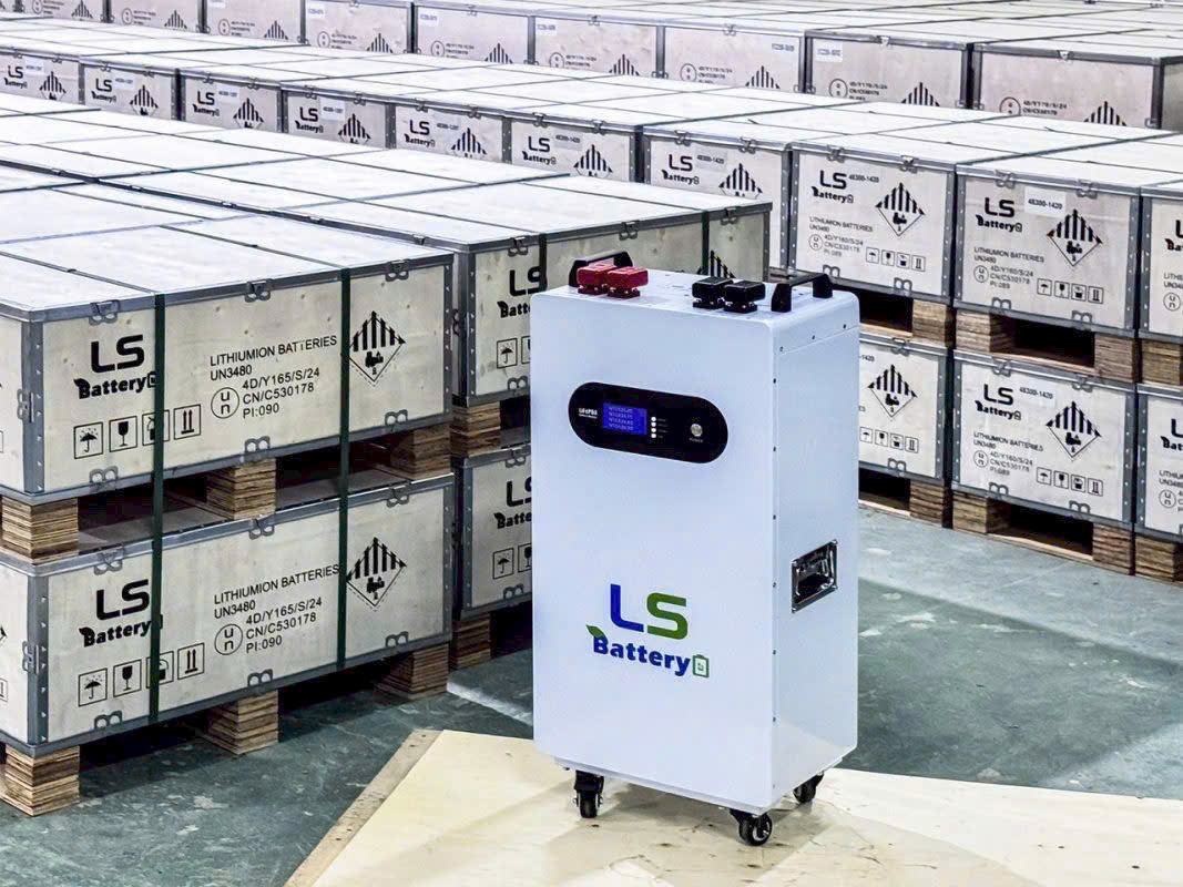 Pin Lưu trữ năng lượng mặt trời SOLAR BATTERY LS 300AH 51.2V- 15Kw