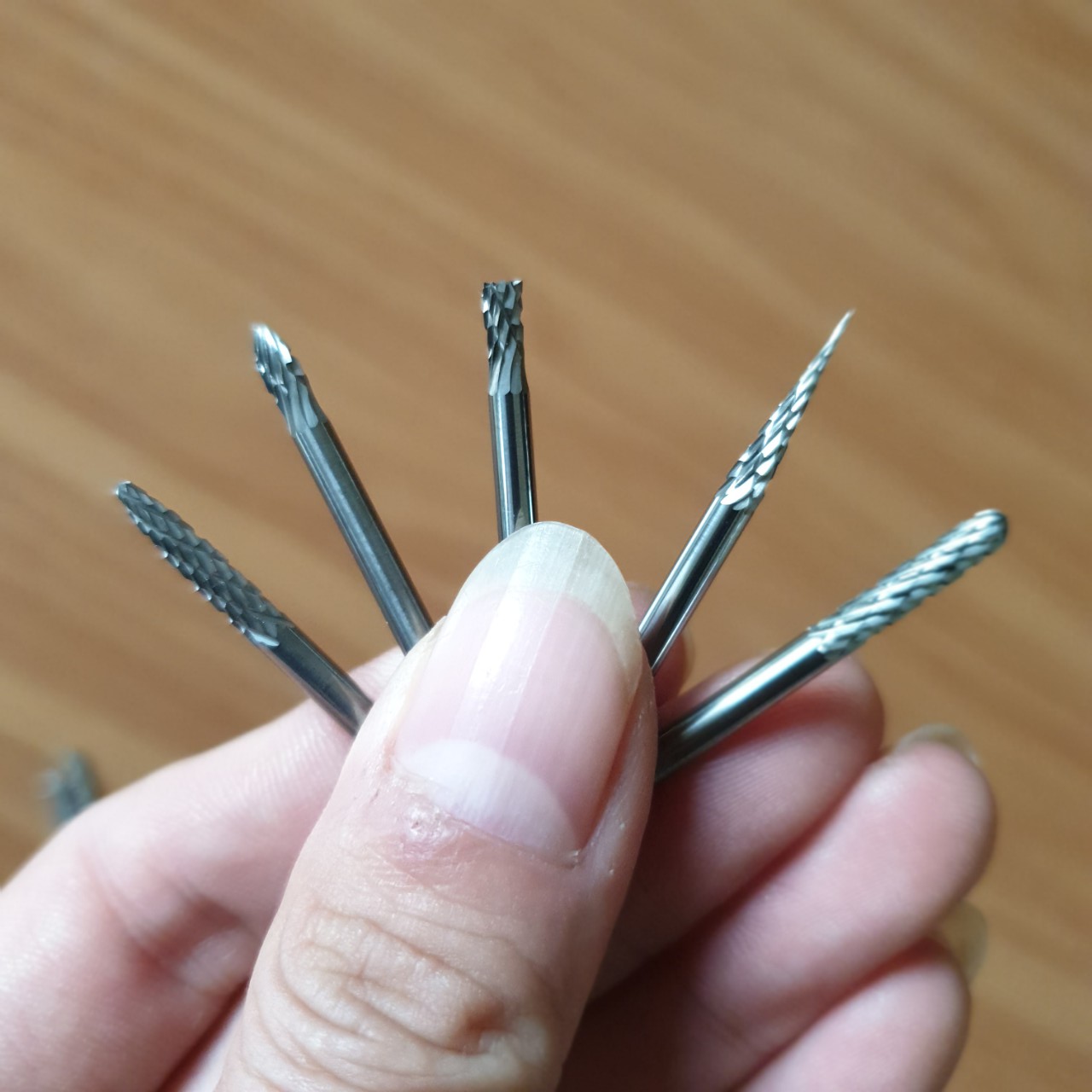 Bộ 10 mũi hợp kim vonfram mài, khắc, phay chân 3mm (3x3mm)