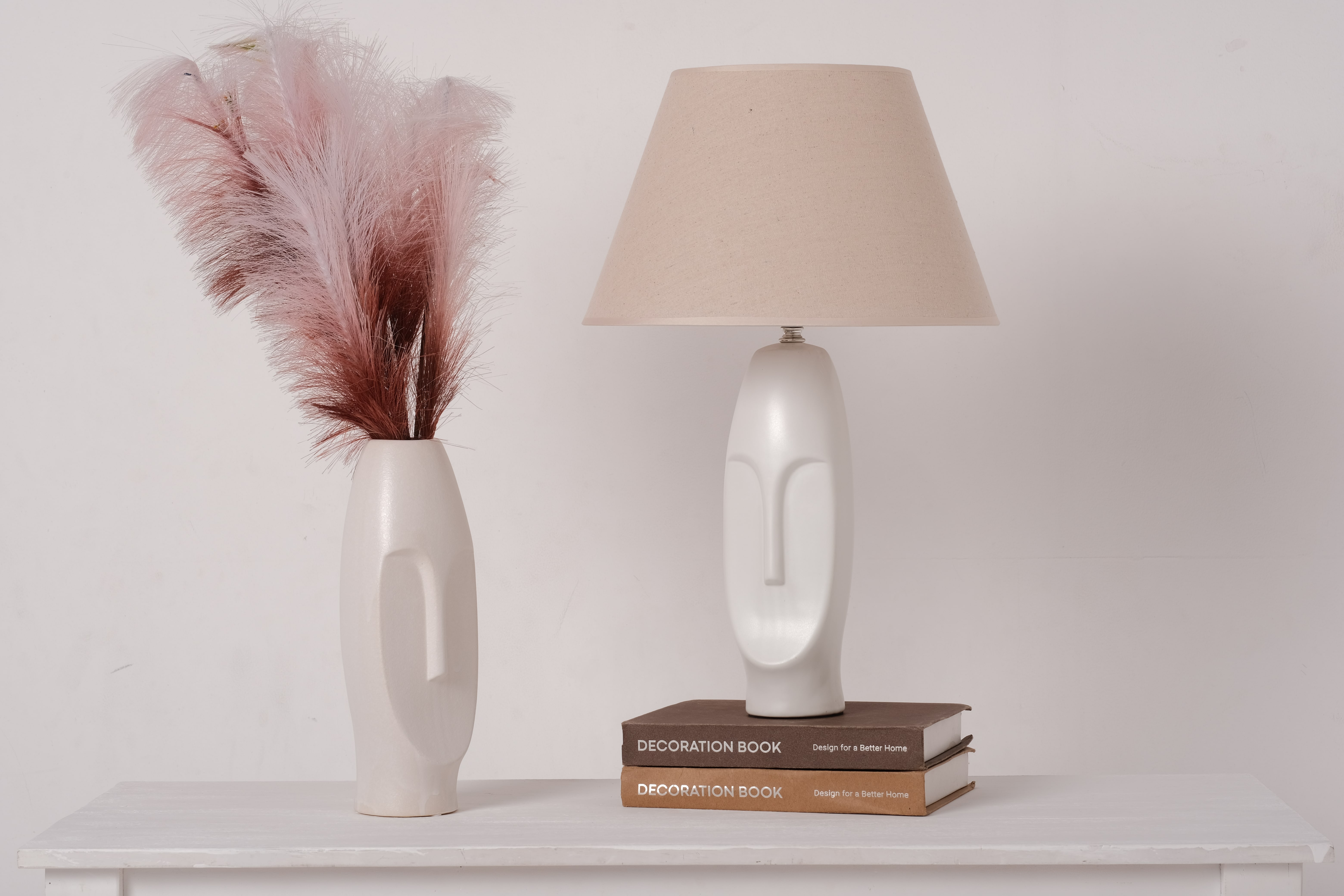 Tượng gốm sứ decor hình mặt người trang trí nhà màu trắng DS007