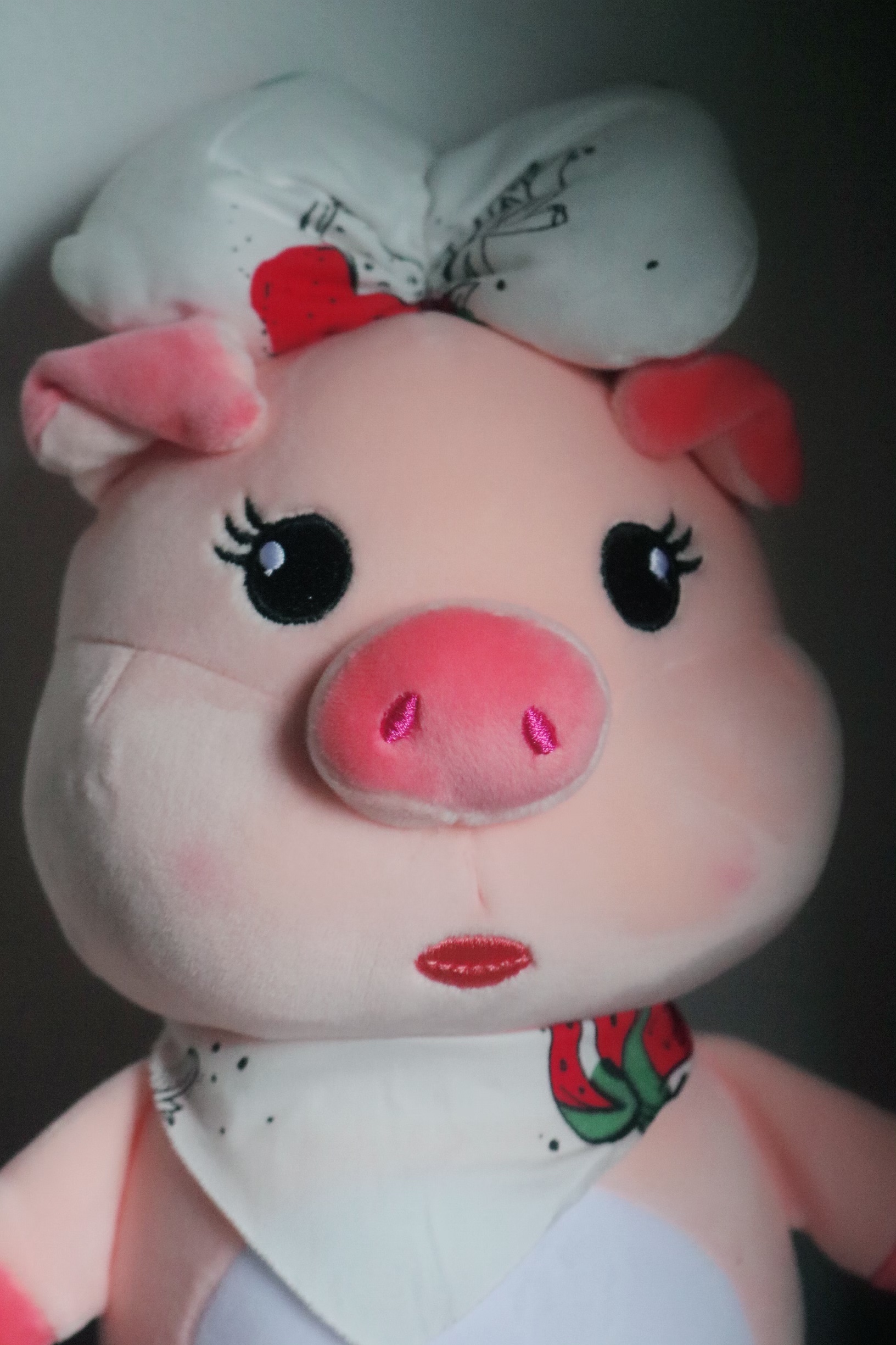 Lợn bông đeo nơ quàng khăn cute hot trend cao cấp