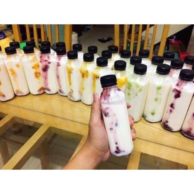 10 Chai nhựa vuông 330ml kèm nắp nhựa đen
