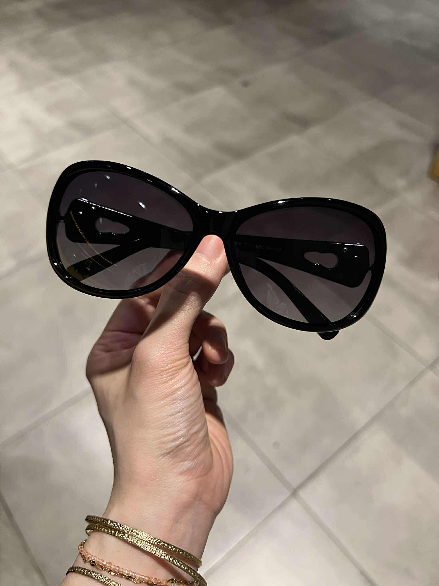 Kính râm sành điệu cao cấp cho nữ + Tặng phụ kiện kèm theo