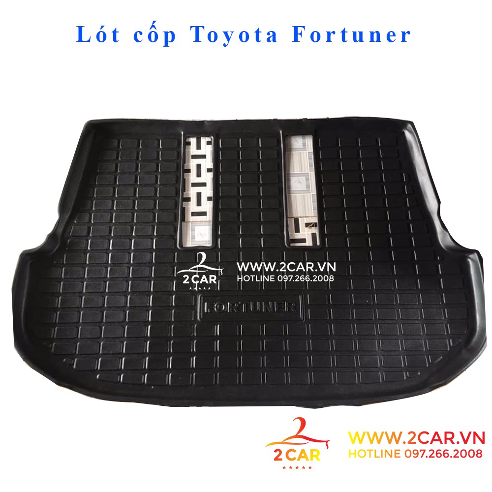 Lót cốp xe Toyota Fortuner 2017 - 2022 nhựa dẻo cao cấp