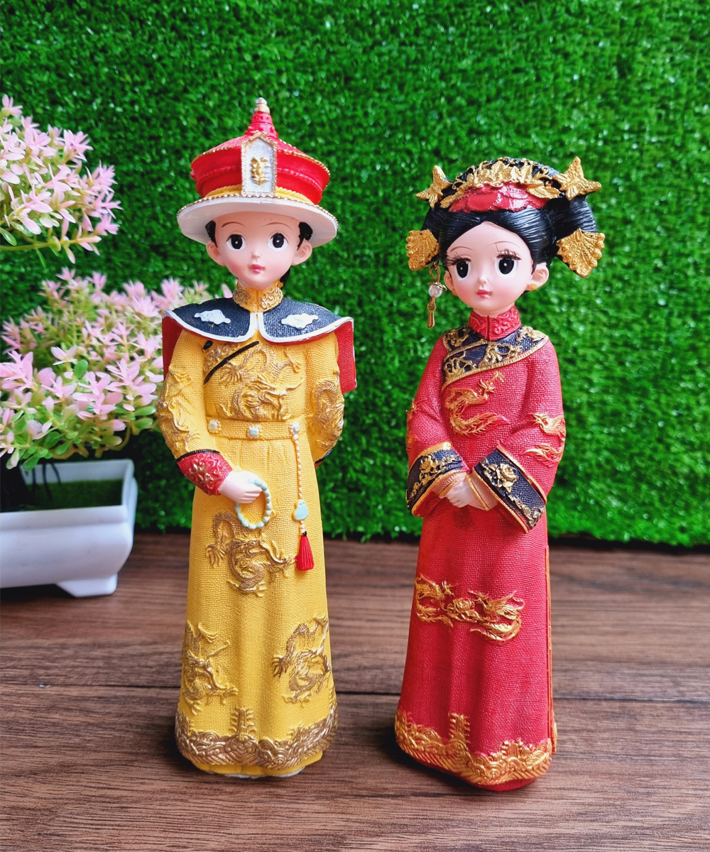 Bộ 02 tượng Hoàng Thượng - Hoàng Hậu cổ trang size nhỏ 18cm