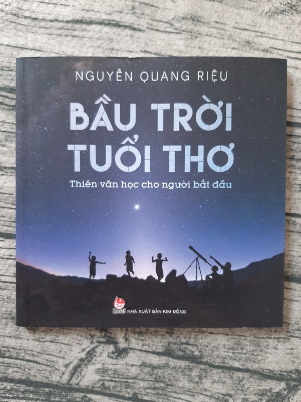 Bầu Trời Tuổi Thơ - thiên văn học cho người bắt đầu