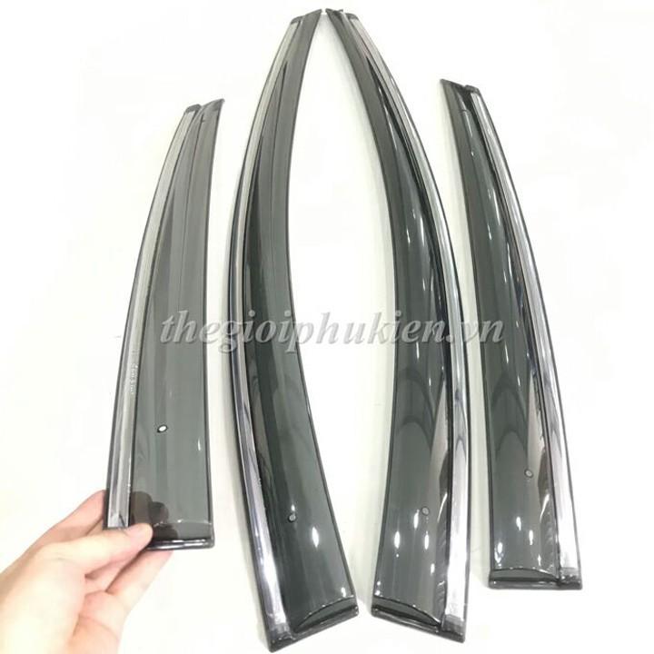 Bộ vè che mưa Ford Focus 2014-2019 chỉ mạ Crom cao cấp