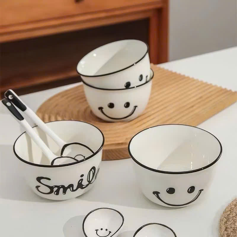 Set 2 Bát Ăn Cơm Sứ Hình Mặt Cười Smile - Chén Ăn Ngon Miệng Cho Bé, Hoạt Hình Dễ Thương Kèm 2 Thìa - HÀNG CHÍNH HÃNG MINIIN