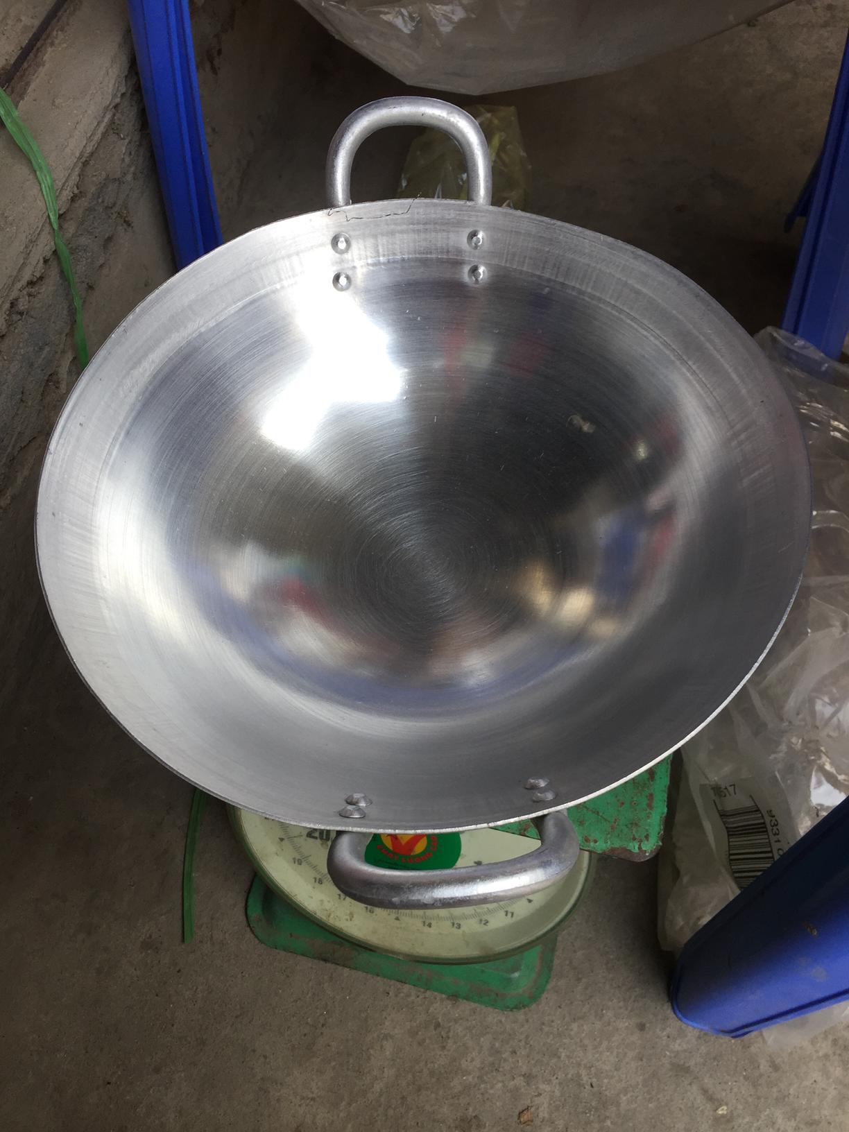 Chảo nhôm công nghiệp cho nhà hàng, khách sạn, căng tin, bếp ăn... ăn đường kính 55cm