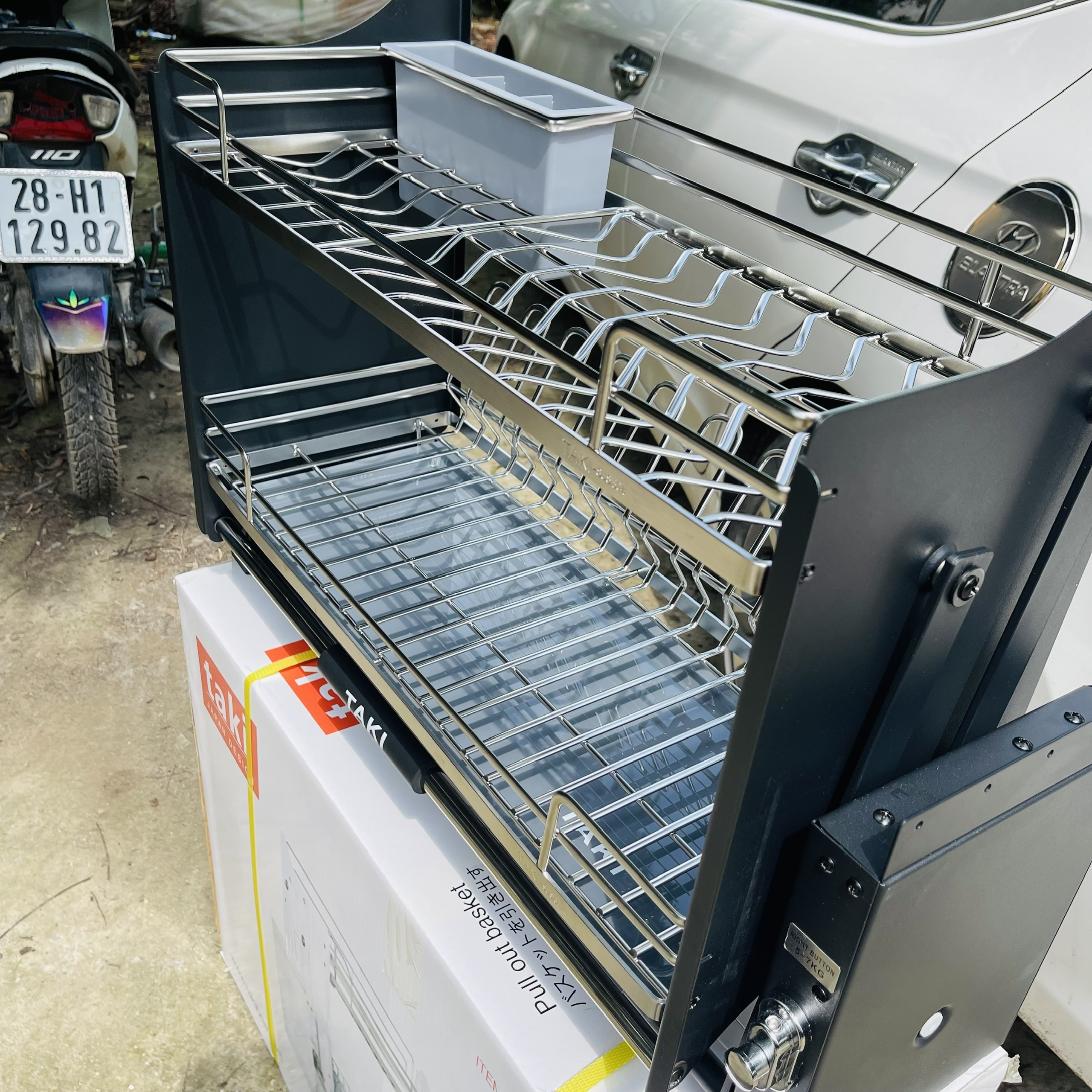 Giá Bát Đĩa Nâng Hạ TAKI Nan OVAL INOX 304 KHÔNG GỈ - Bảo Hành Viễn - Có Thợ Lắp