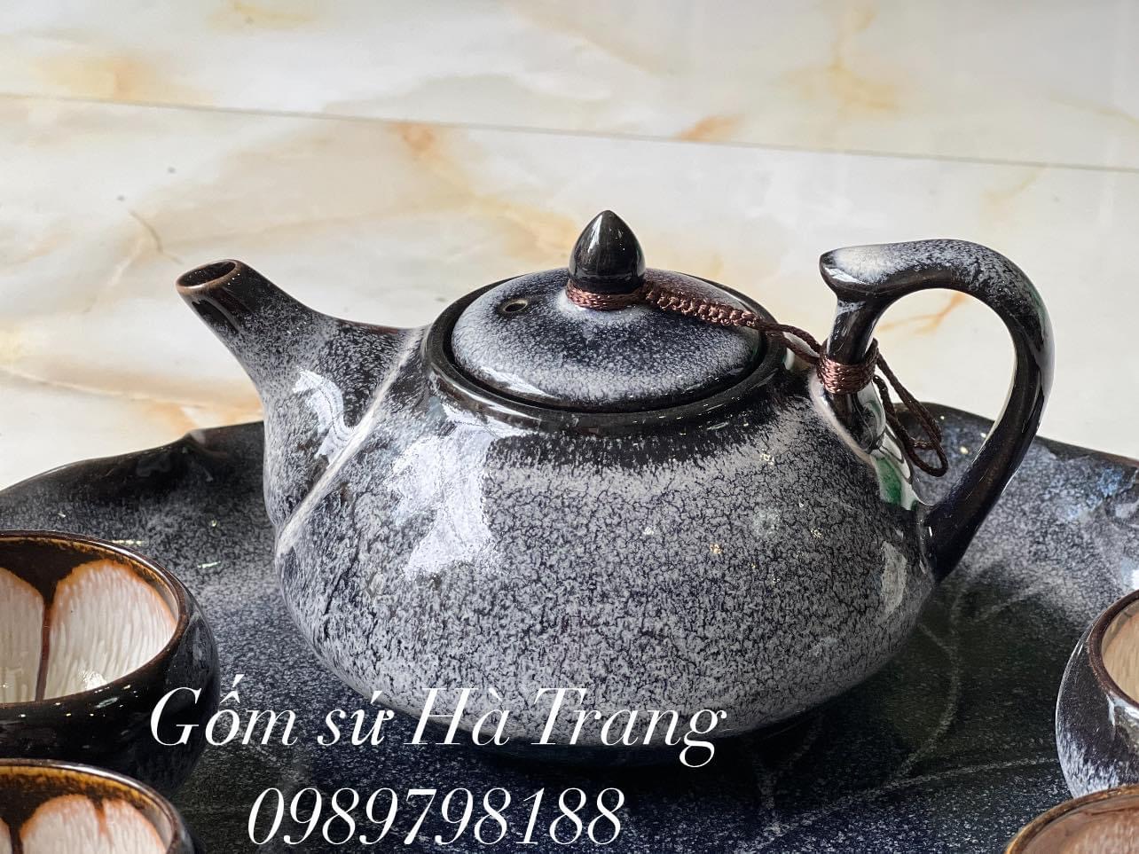 Bộ trà gốm sứ Bát Tràng cao cấp men hoả biến vân đá đen ấm thiên nga dung tích 430ml