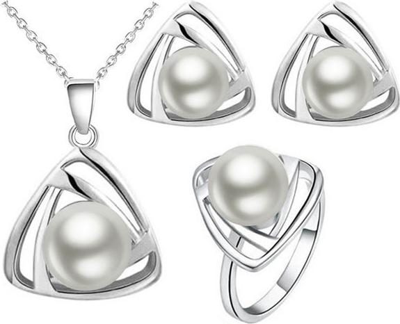 Bộ trang sức Dây chuyền Nhẫn & bông tai Ngọc trai