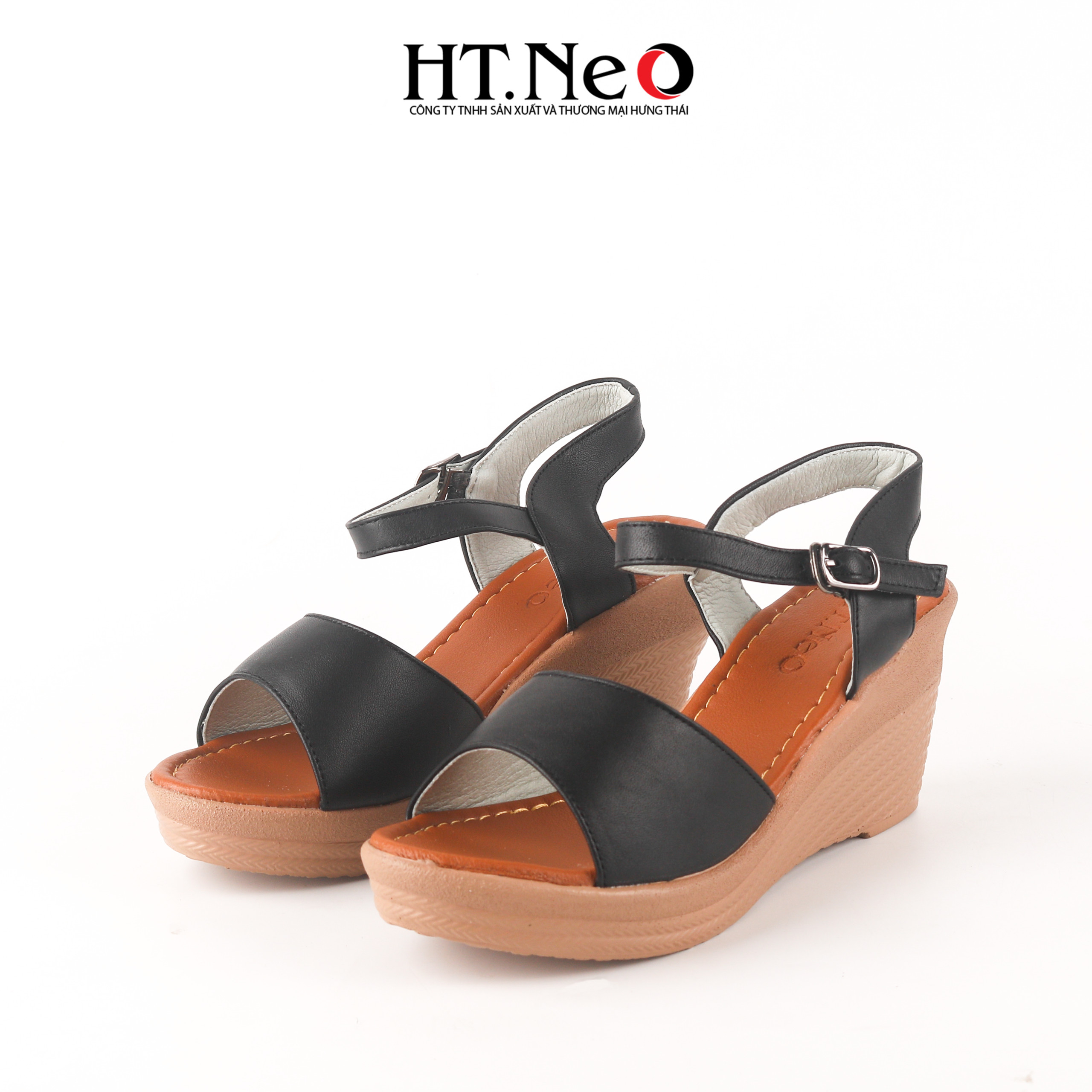 Sandal nữ đế xuồng 6P, quai da, kiểu dáng đơn giản, trẻ trung, dễ đi, phù hợp cho các chị, các cô đi để chụp áo dài SDN235