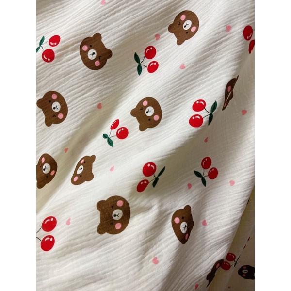 vải xô muslin cao cấp gấu brown chery đỏ