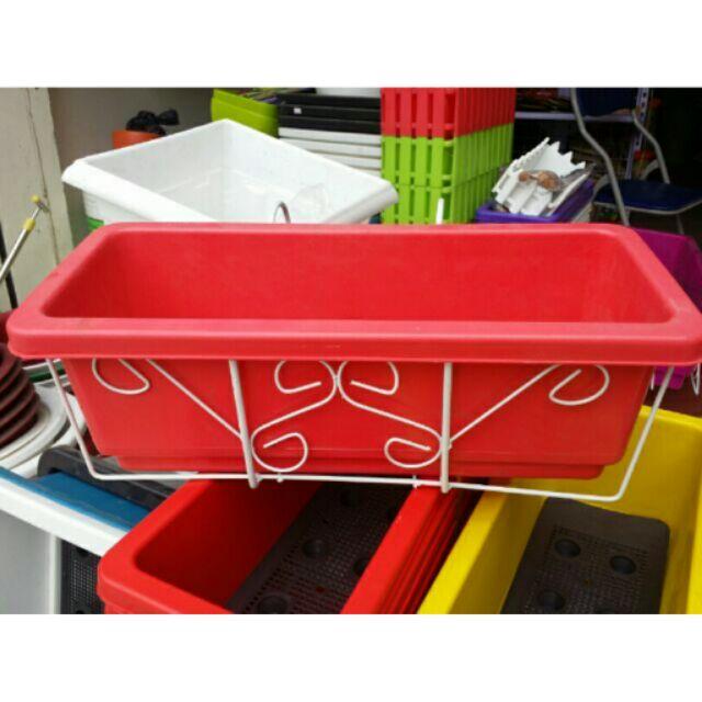 Combo 3 bộ giá sắt móc ban công + chậu hình chữ nhật dài 48cm x rộng 19,5cm x cao 16cm