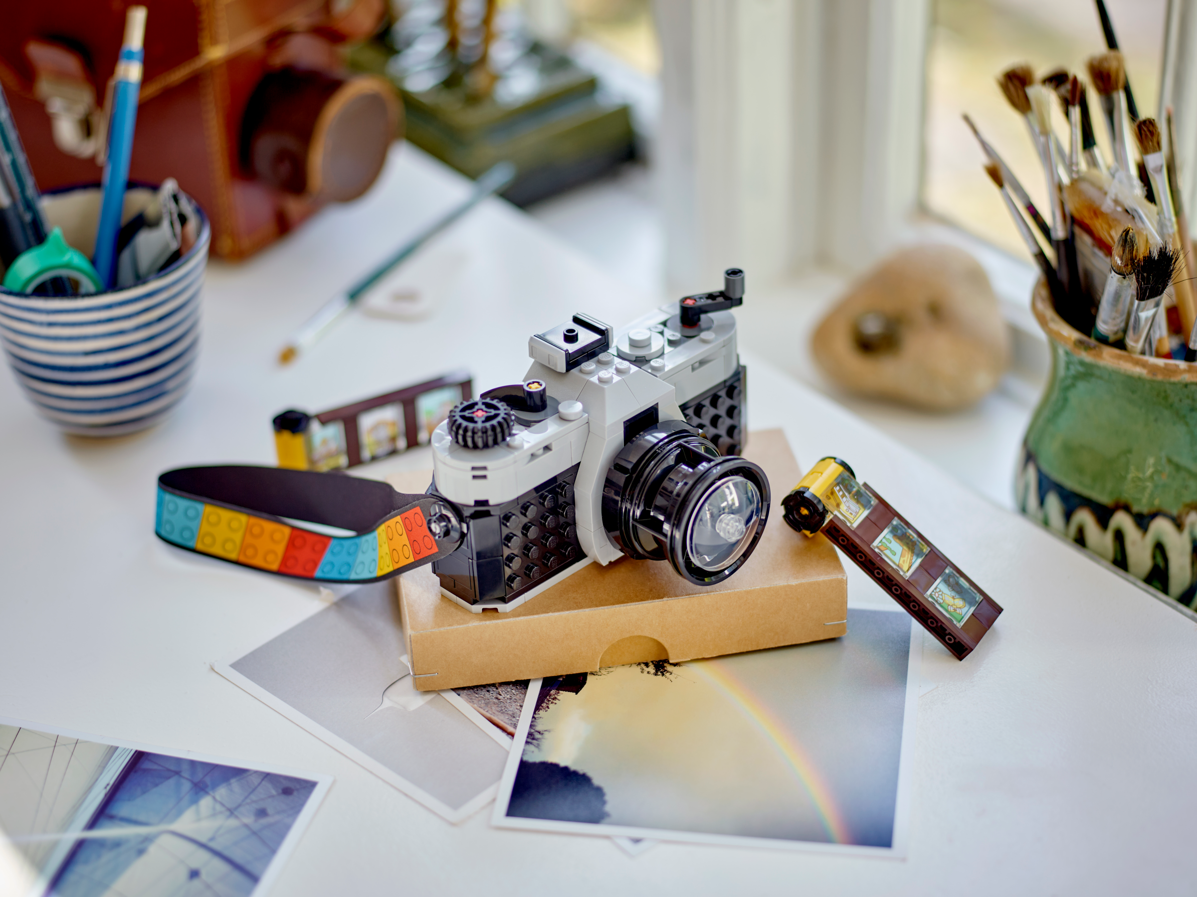 Đồ Chơi Lắp Ráp Máy Ảnh Retro 3 In 1 - Retro Camera - Lego Creator 31147 (261 Mảnh Ghép)