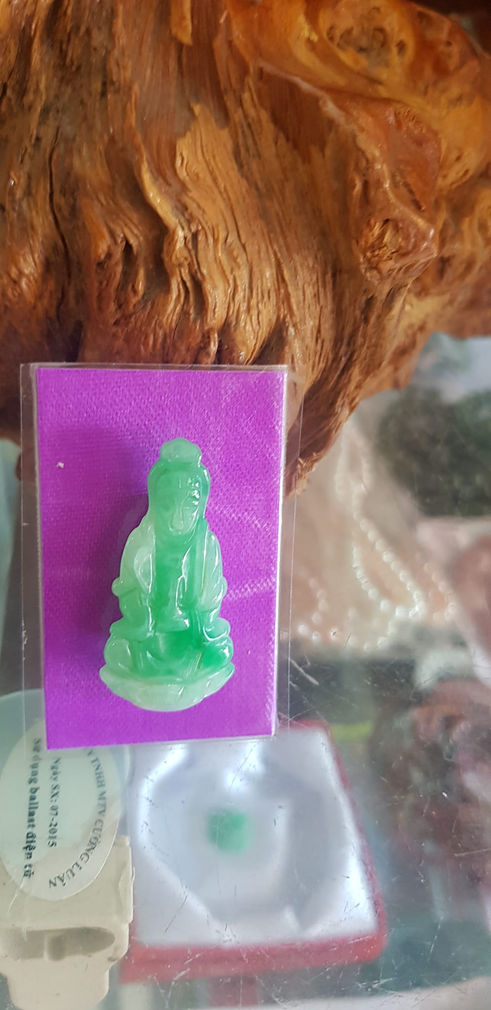 Mặt dây chuyền Nữ Phật Quan Âm Ngồi đẹp đá ngọc cẩm thạch tự nhiên đẹp size nhỏ Nữ size nhỏ Cao 39mm x N18mm x S4mm Màu xanh lý trắng mượt mà bóng đẹp các Chị về bọc vàng đeo đẹp ạ
