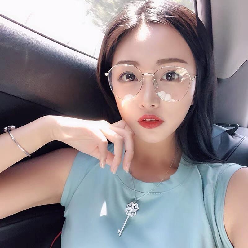 Kính trong hình đa giác