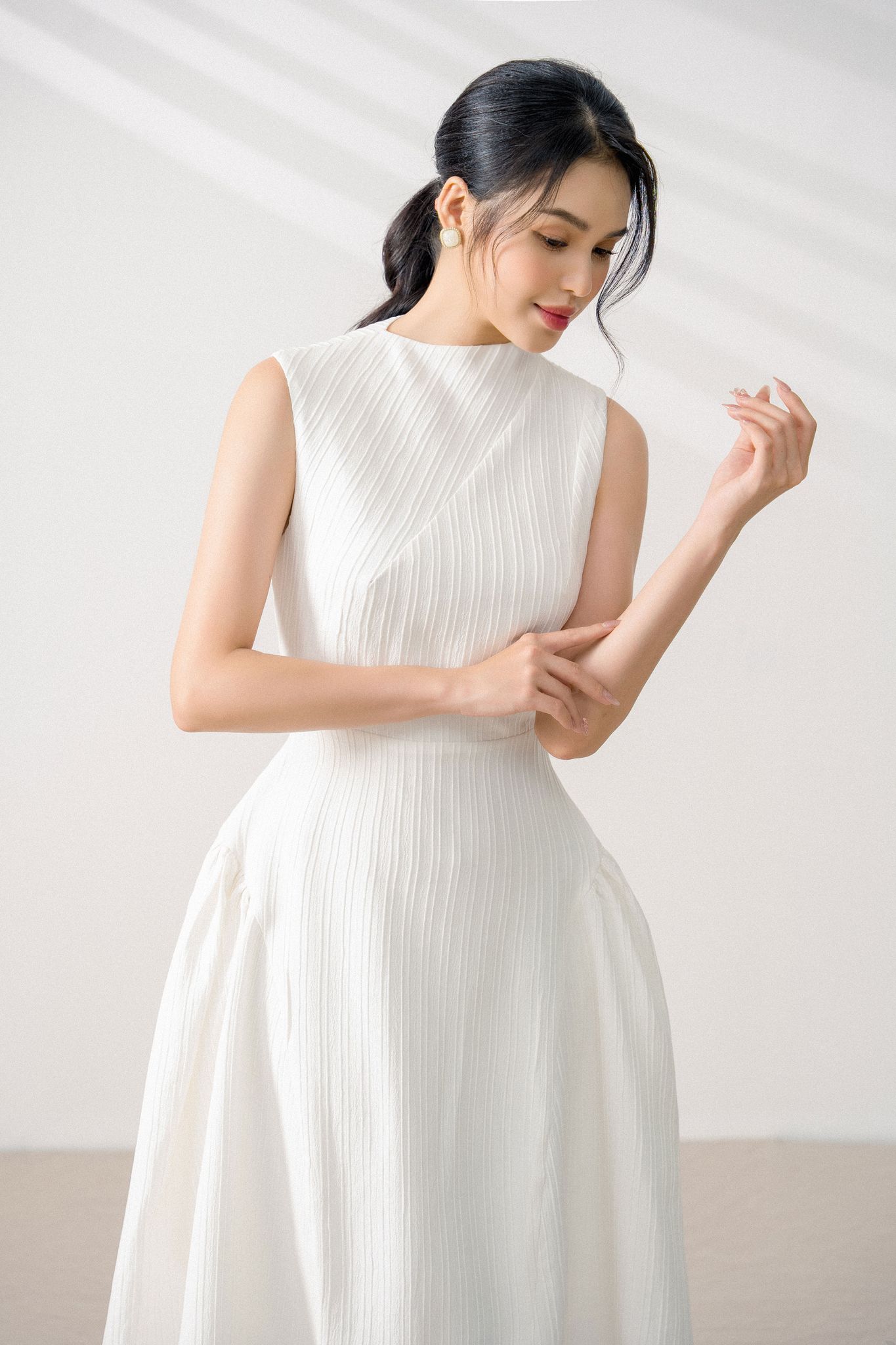 OLV - Đầm Quinn Sleeveless Dress