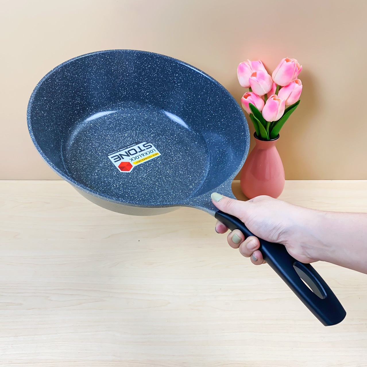 Chảo Chống Dính Vân Đá Sâu Lòng Lock&Lock 30cm LCA6305D-IH