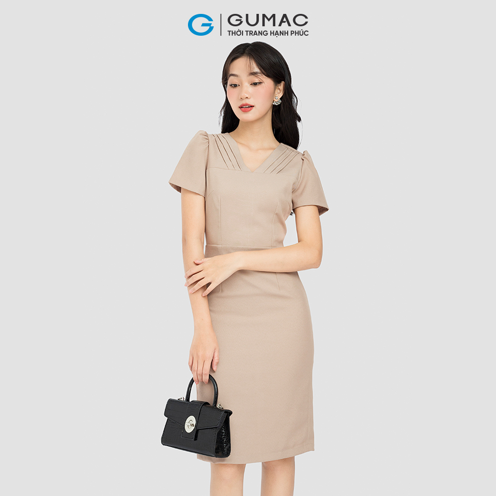 Đầm bút chì GUMAC DC09058 cổ tim xếp ly nâng dáng