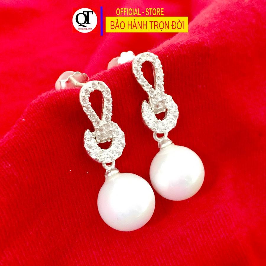 Bông tai nữ ngọc tròn size 10 ly dáng dài chốt đeo sát tai gắn đá trắng cao cấp trang sức Bạc Quang Thản - QTBT149