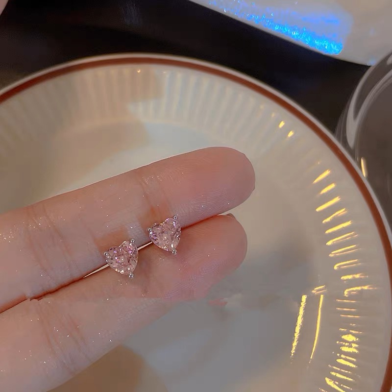 Set 2 đôi khuyên tai đính ngọc màu hồng