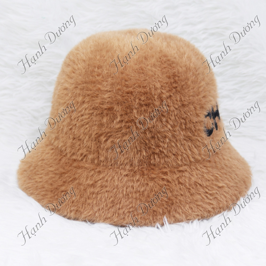 Nón bucket cúp lông xù thêu chữ CHA, vành rộng 5cm, chất liệu lông xù mềm mại, thời trang