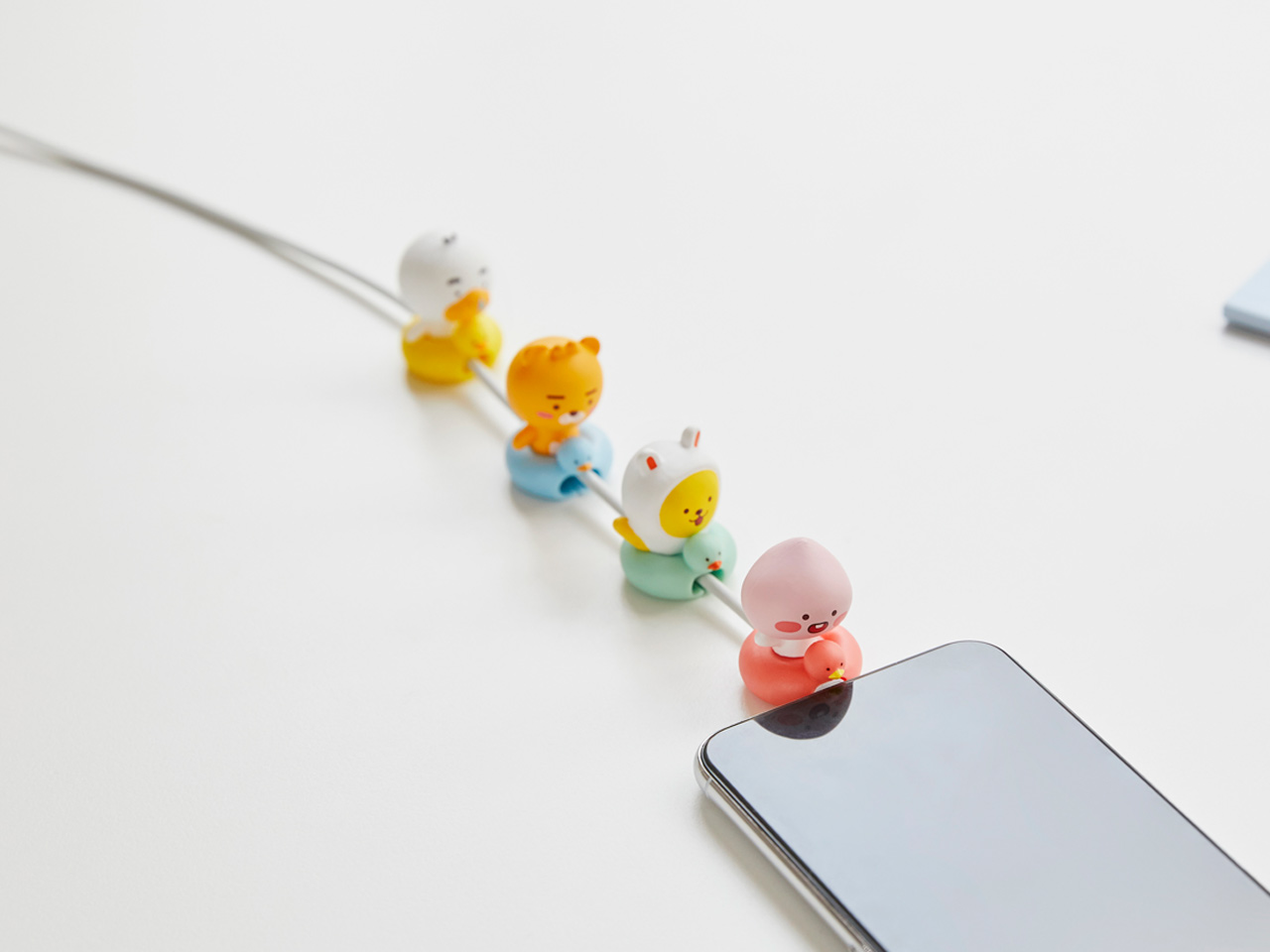 Bộ Bảo Vệ Cáp Sạc Kèm Dây cáp USB Type-C Little Muzi Kakao Friends Hàng Chính Hãng