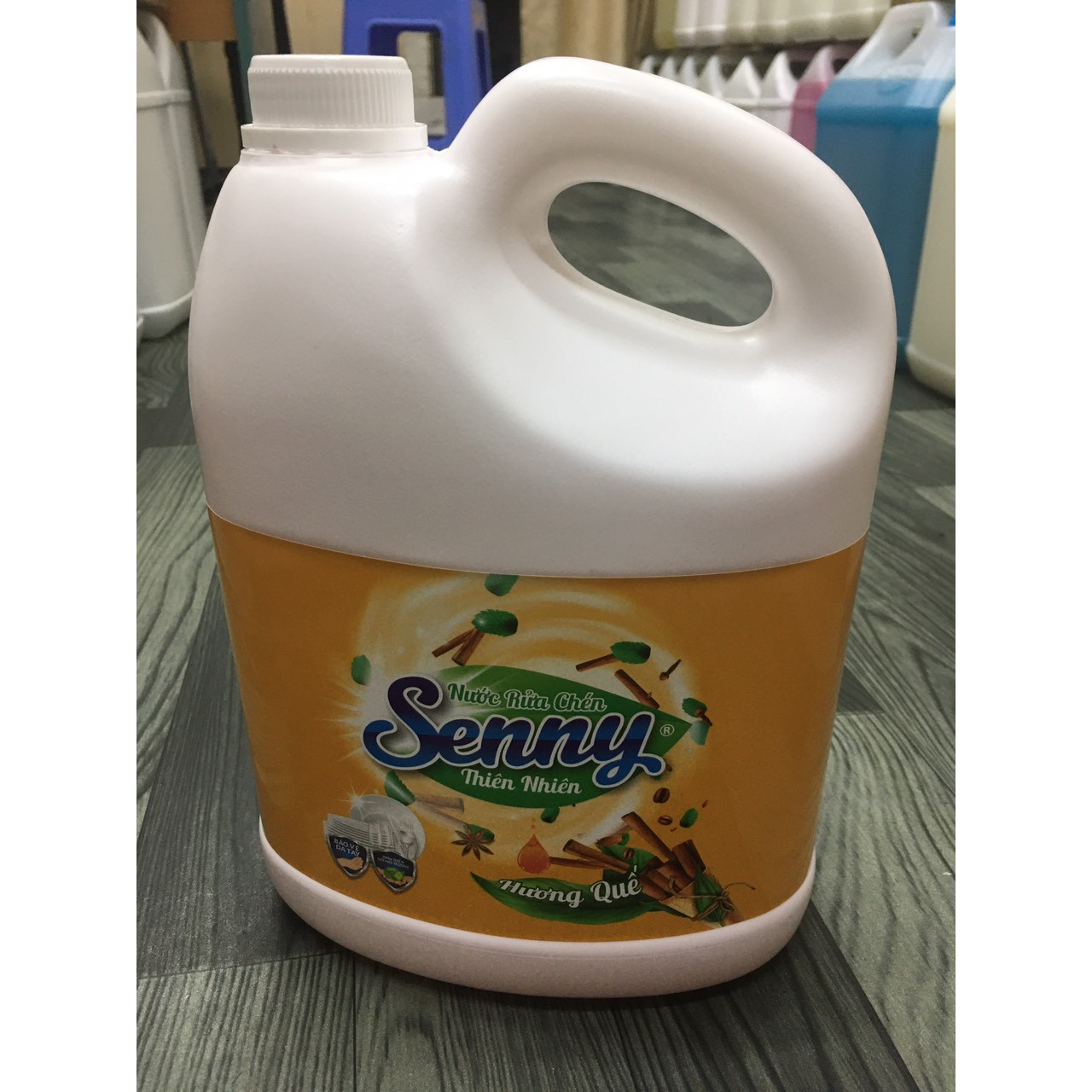 Nước rửa bát Senny hương quế 3.6kg