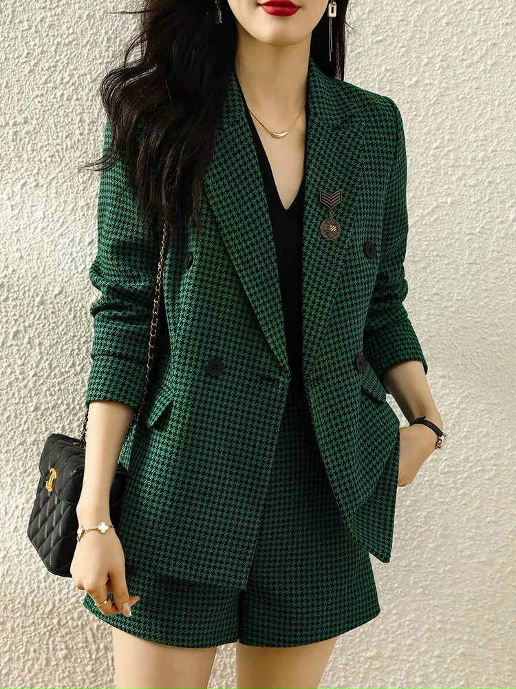 Bộ Vest Đùi Nữ Caro