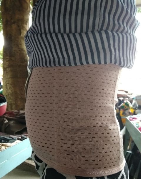 Gen nịt bụng thông hơi dùng định hình eo