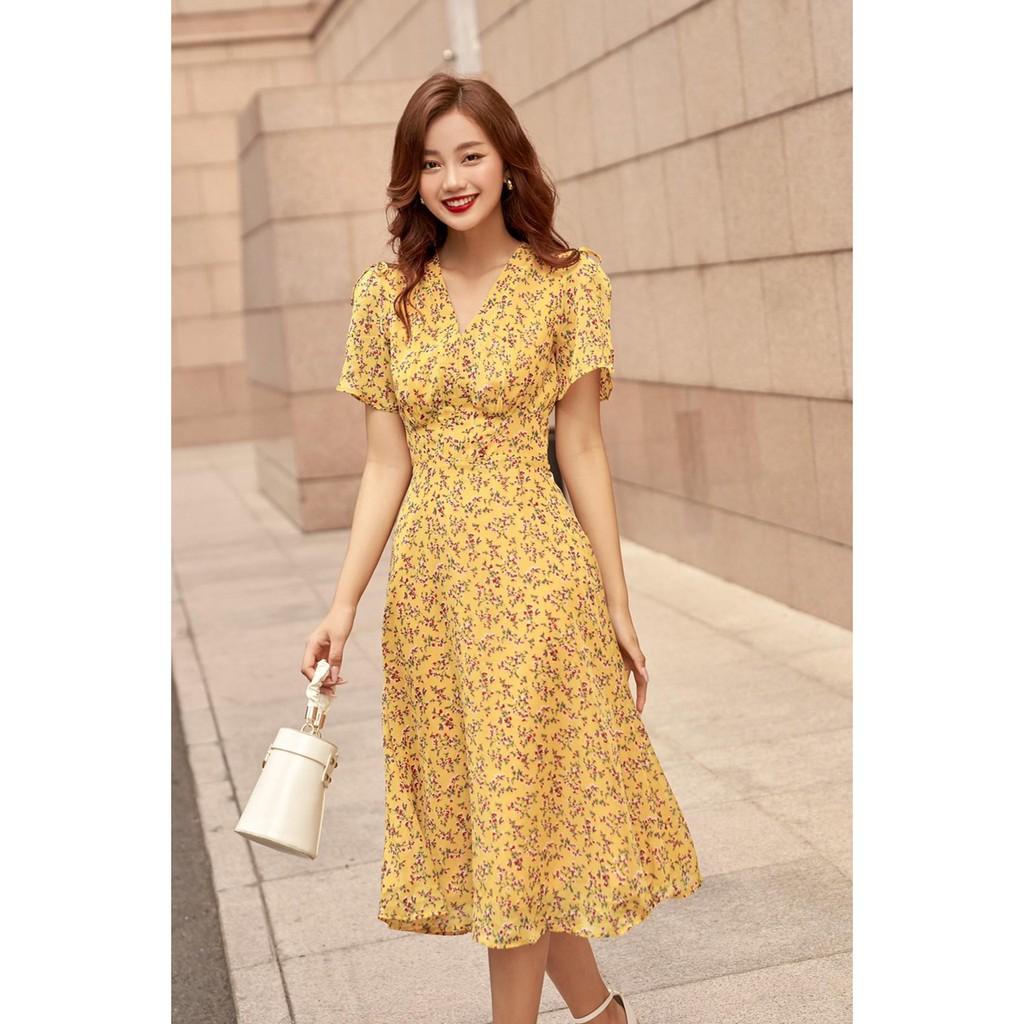 ĐẦM DỰ TIỆC MAXI HOA NHÍ VÀNG TAY NGẮN CÓ DÂY NƠ VAI CỔ V DÁNG XÒE