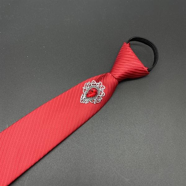 Cà vạt 6cm màu đỏ kẻ đơn giản thắt sẵn đính đá đỏ sang trọng