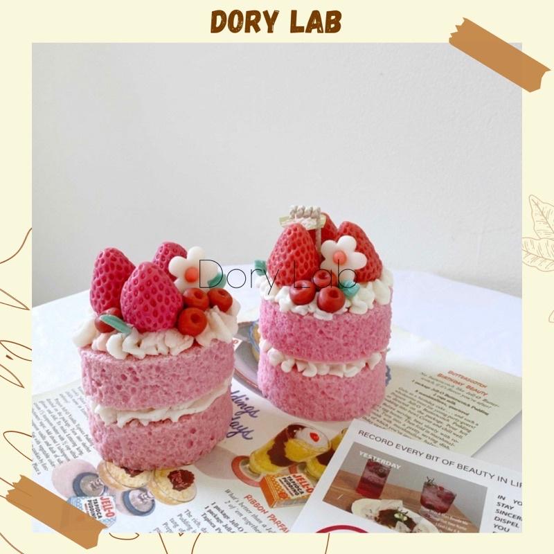 Nến Thơm Bánh Kem 2 Tầng Phủ Kem Dâu Tây Handmade Không Khói, Phụ Kiện Decor, Quà Sinh Nhật - Dory Lab