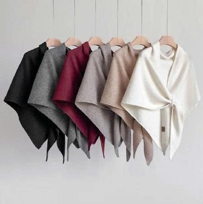 [KoSuyTu] Khăn Choàng Dệt Kim Tam Giác Giả Cashmere - Luồn Vạt Tiện Lợi - Sang Trọng Quý Phái Với Tông Ấm