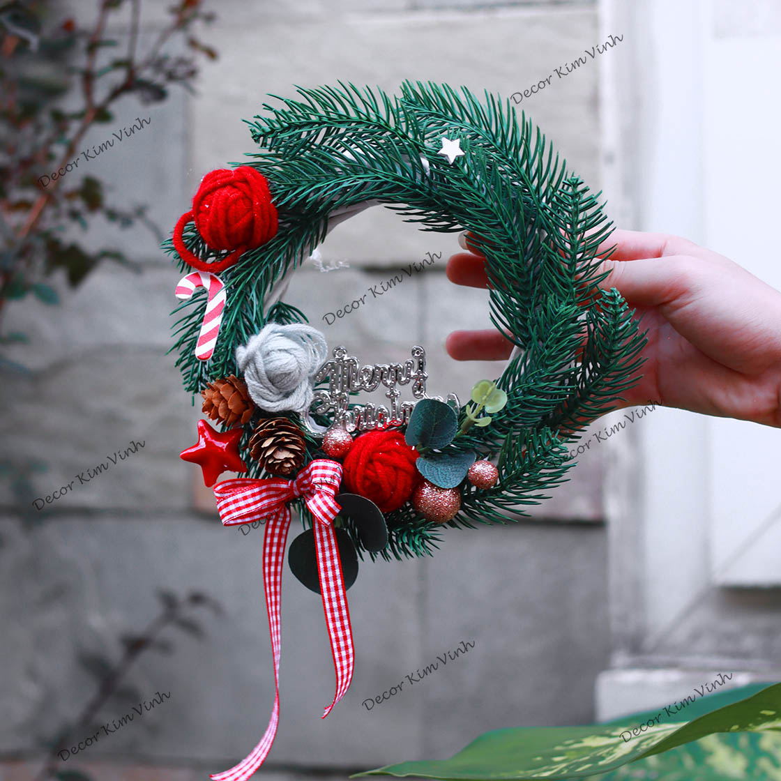 Vòng Hoa Noel VN09 15CM Vòng Nguyệt Quế Giáng Sinh Có Đèn