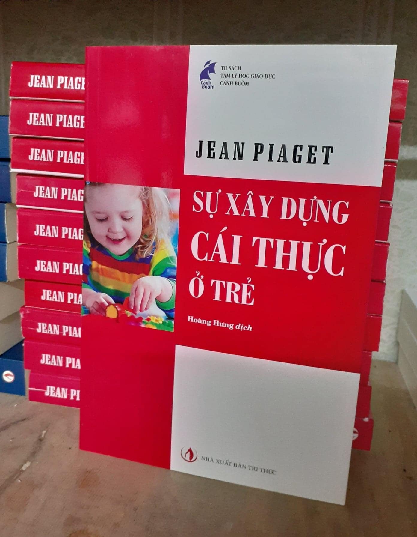 Sự xây dựng cái thực ở trẻ - Jean Piaget - Casa Sunshine