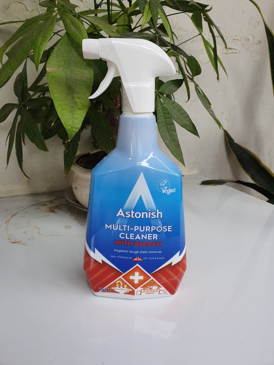 Bình xịt tẩy đa năng kháng khuẩn Astonish C1945 - PHIÊN BẢN ĐẶC BIỆT