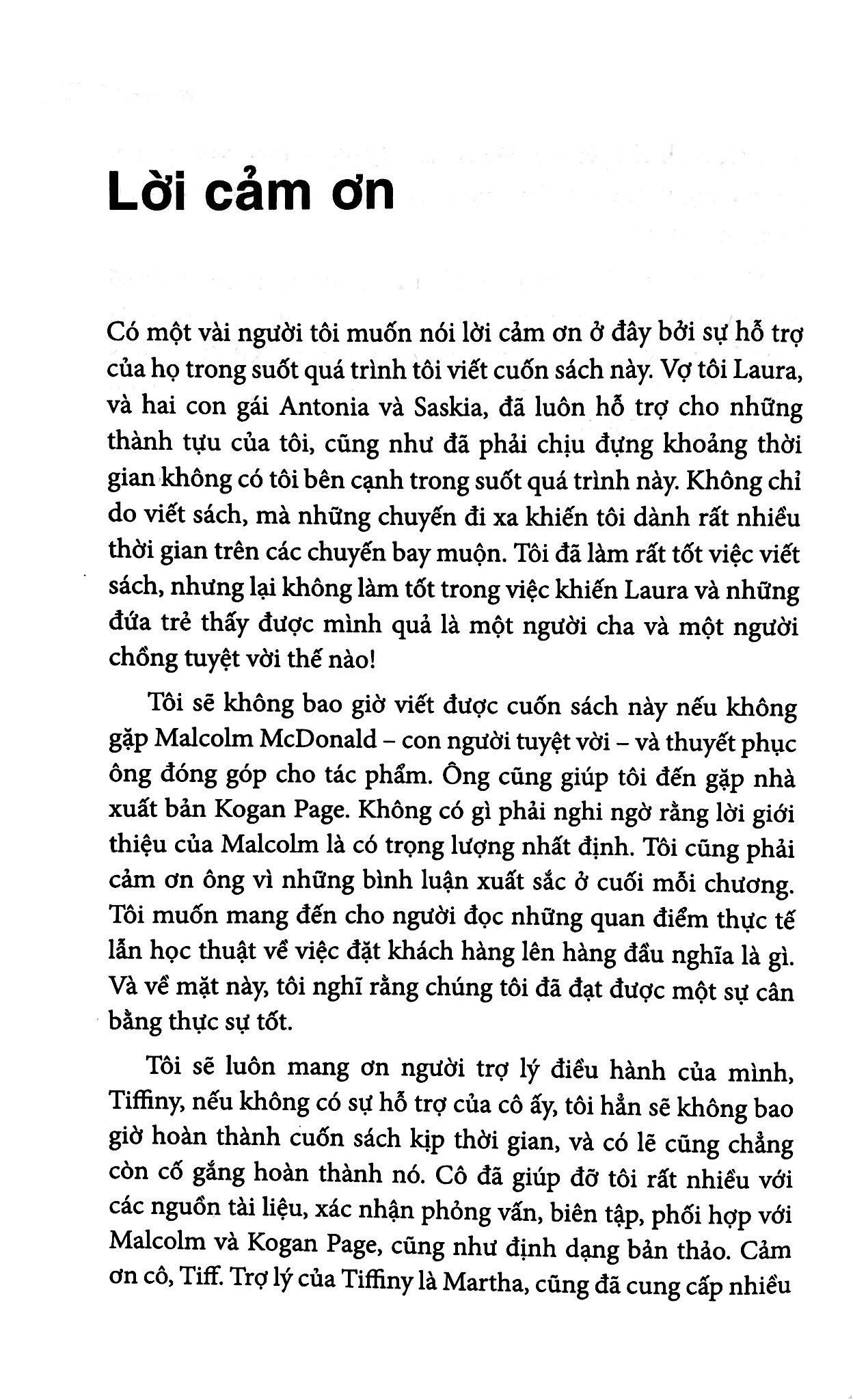 Sách 100 Phương Pháp Thực Tiễn Để Cải Thiện Trải Nghiệm Khách Hàng