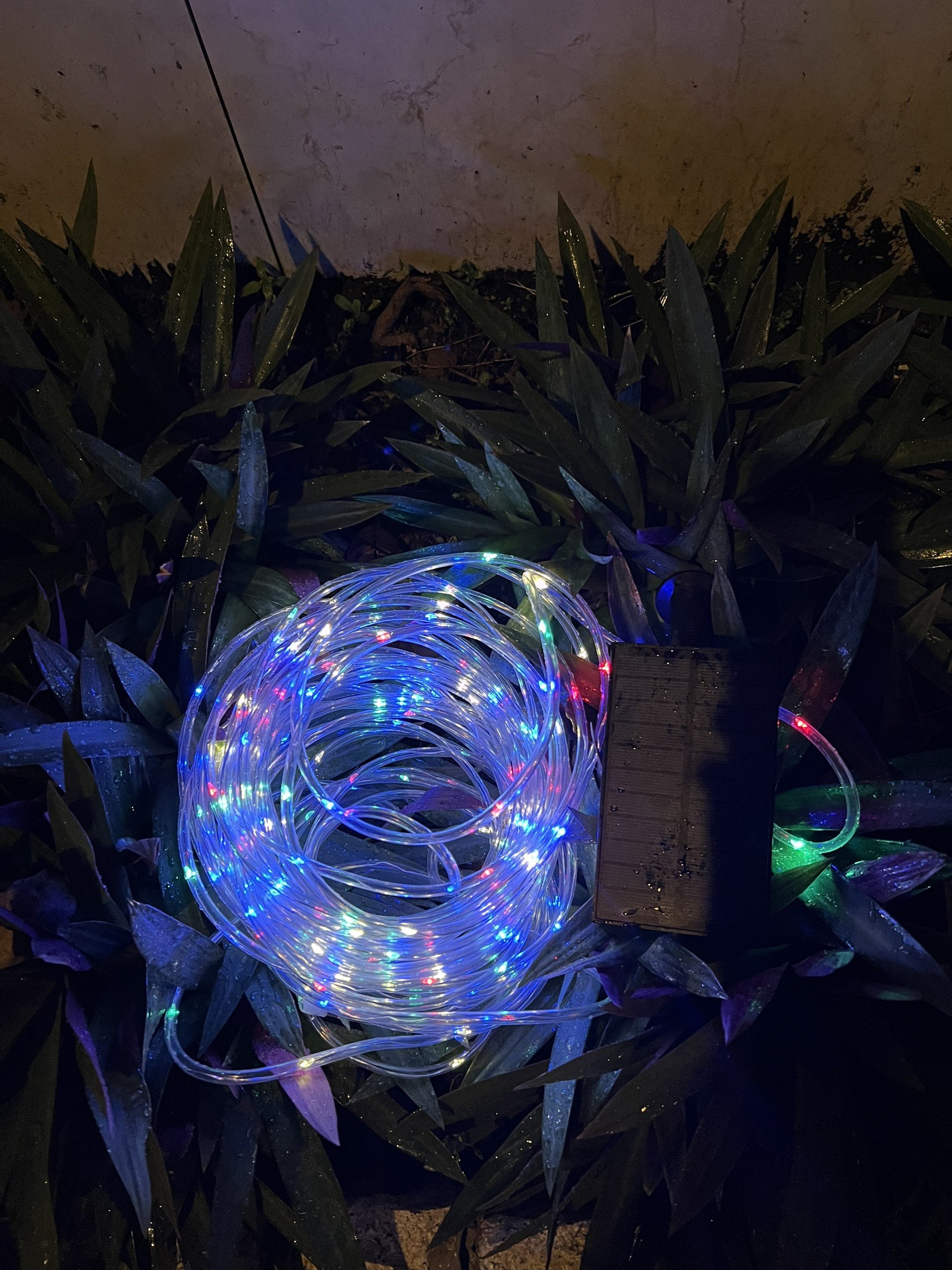 Dây led trang trí, led dây năng lượng mặt trời 7 màu dài 20m, chuyên trang trí lễ hội cây cảnh sân vườn, chống thấm nước an toàn dễ sử dụng