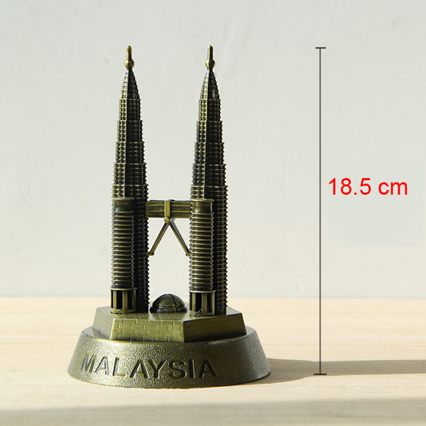 Mô hình tháp đôi Petronas cao 18.5 cm (Màu Vàng Rêu)