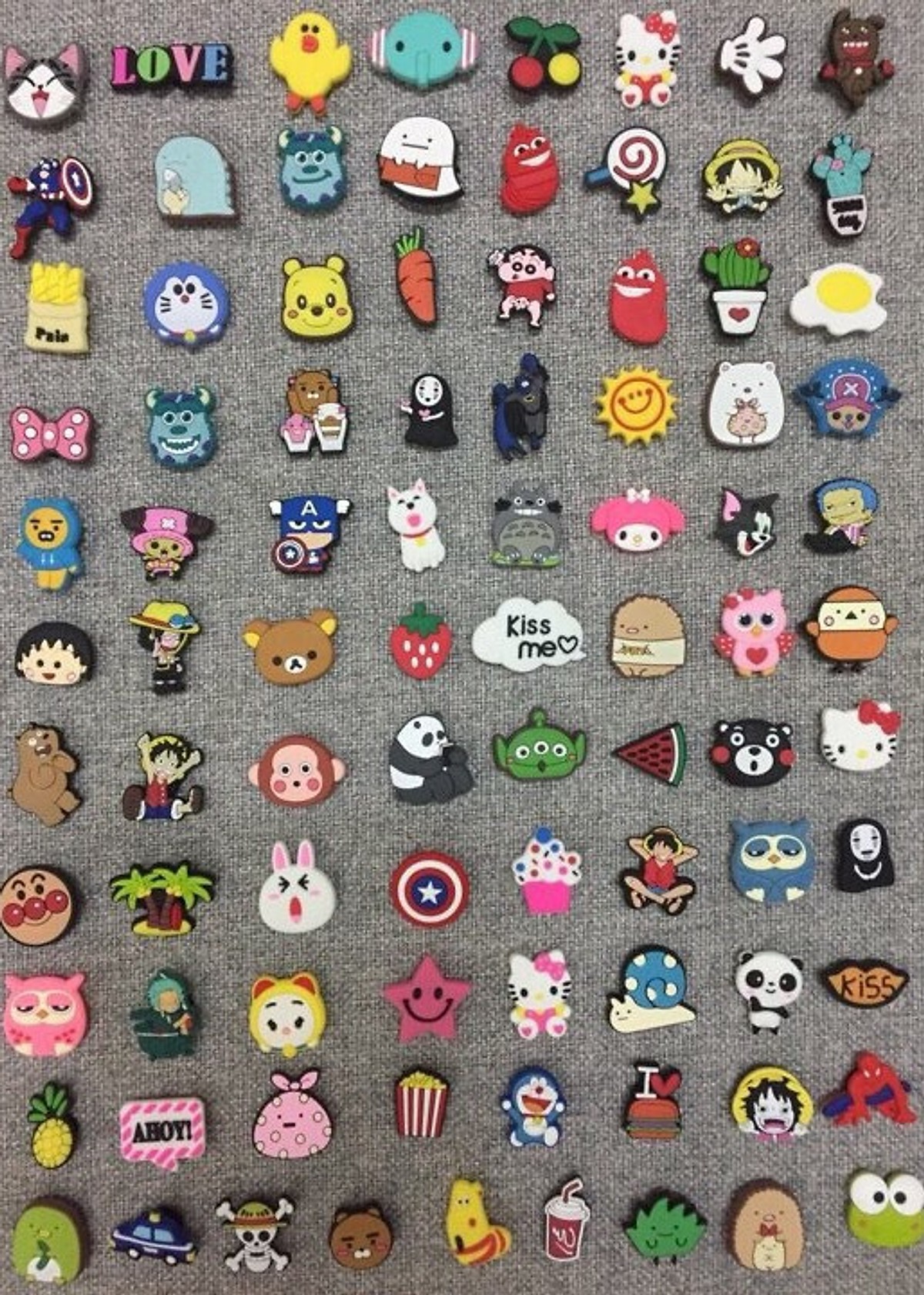 Phụ kiện giầy bảo vệ chân tặng Sticker 2D Jibbitz trang trí giầy dép, ba lô