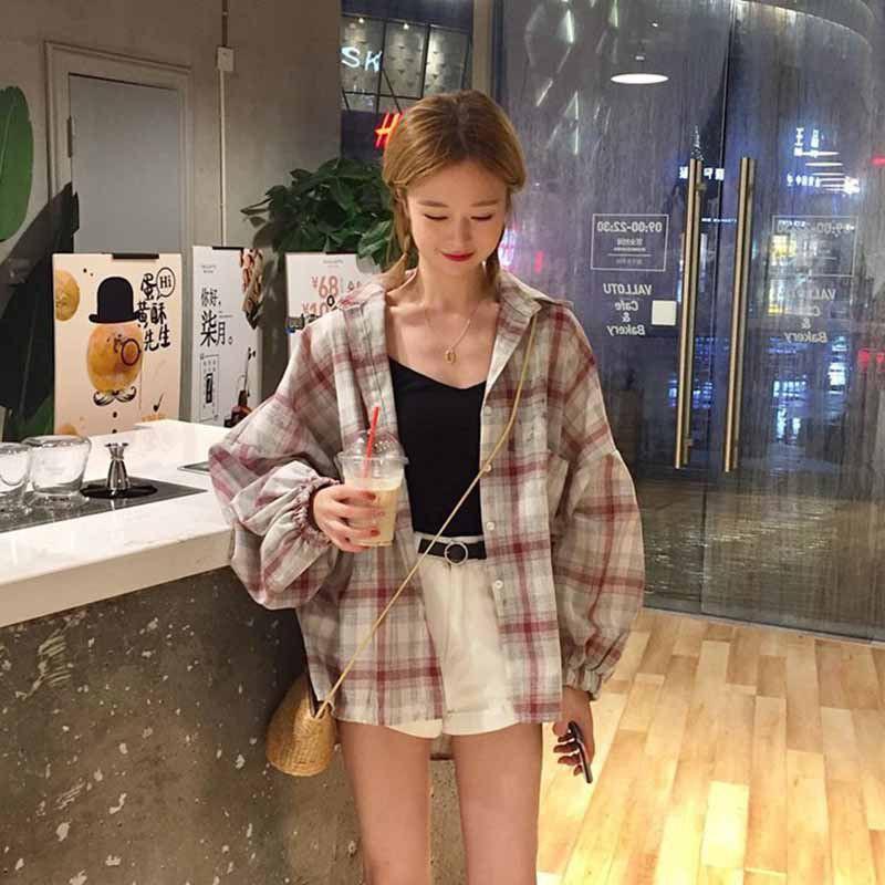 Áo sơ mi tay dài dáng rộng hoạ tiết sọc ca-rô phong cách retro