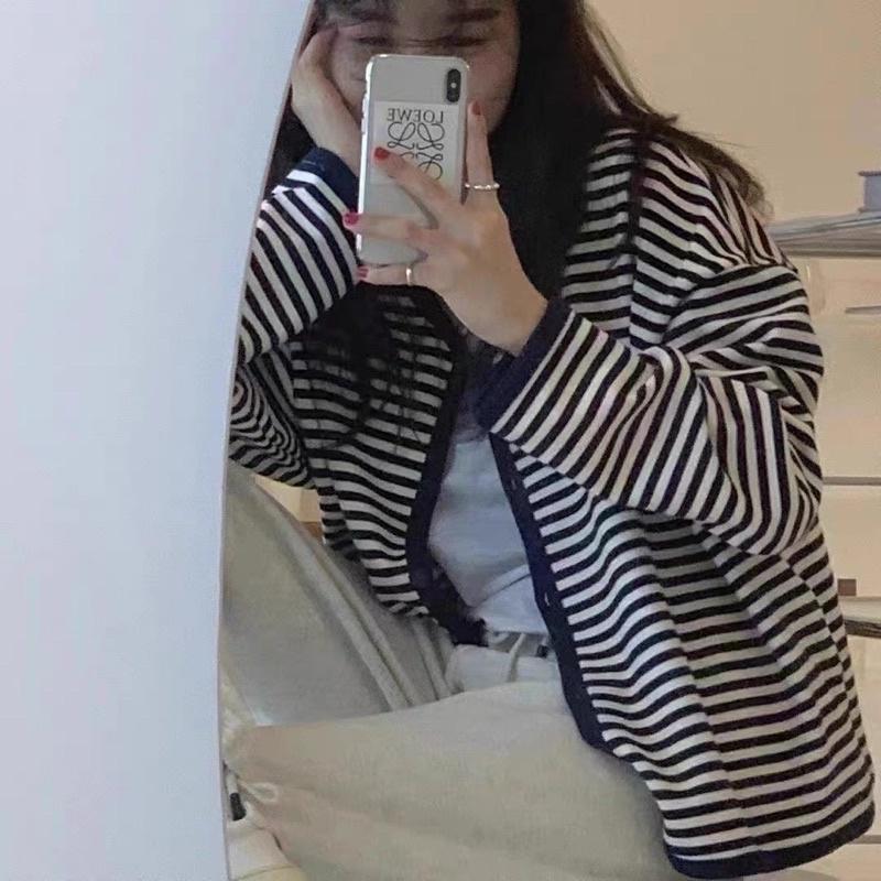 Cardigan kẻ sọc nỉ thu đông