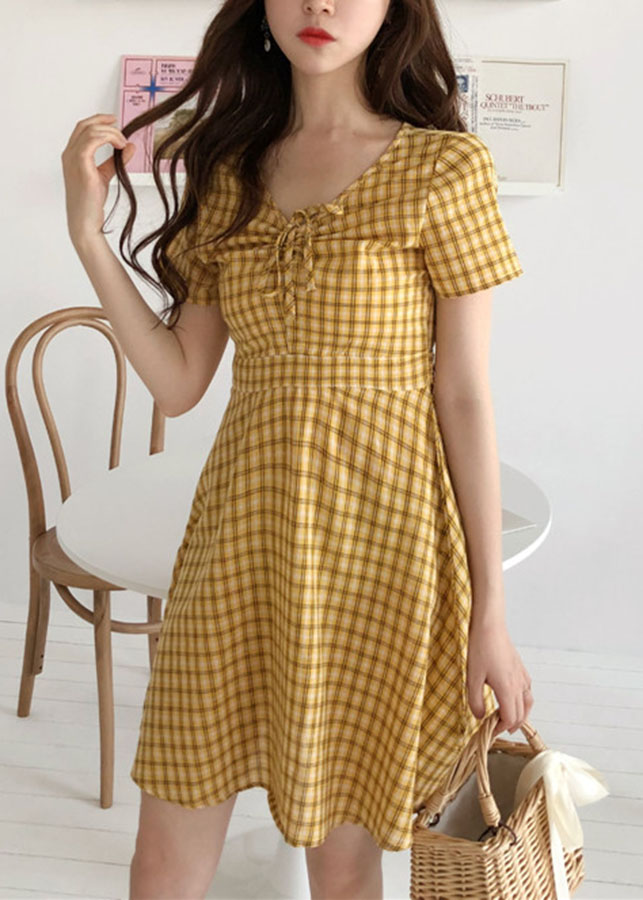 Đầm xòe kẻ ô vuông điệu đà DX020