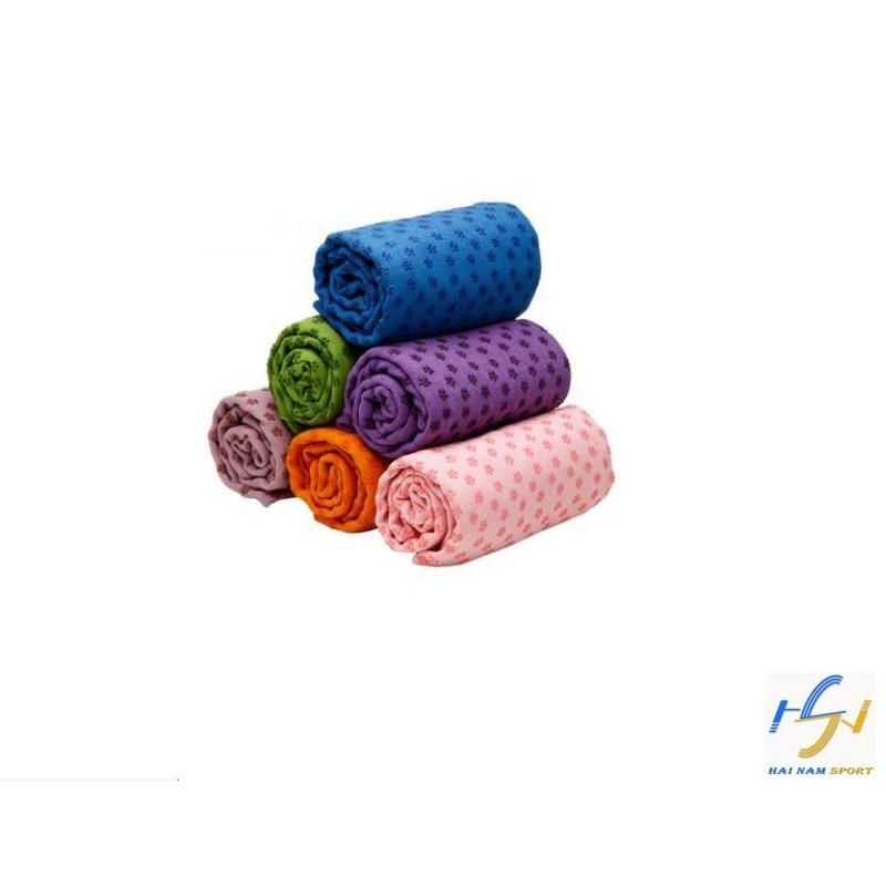 Khăn trải thảm Yoga phủ hạt Silicon êm mượt