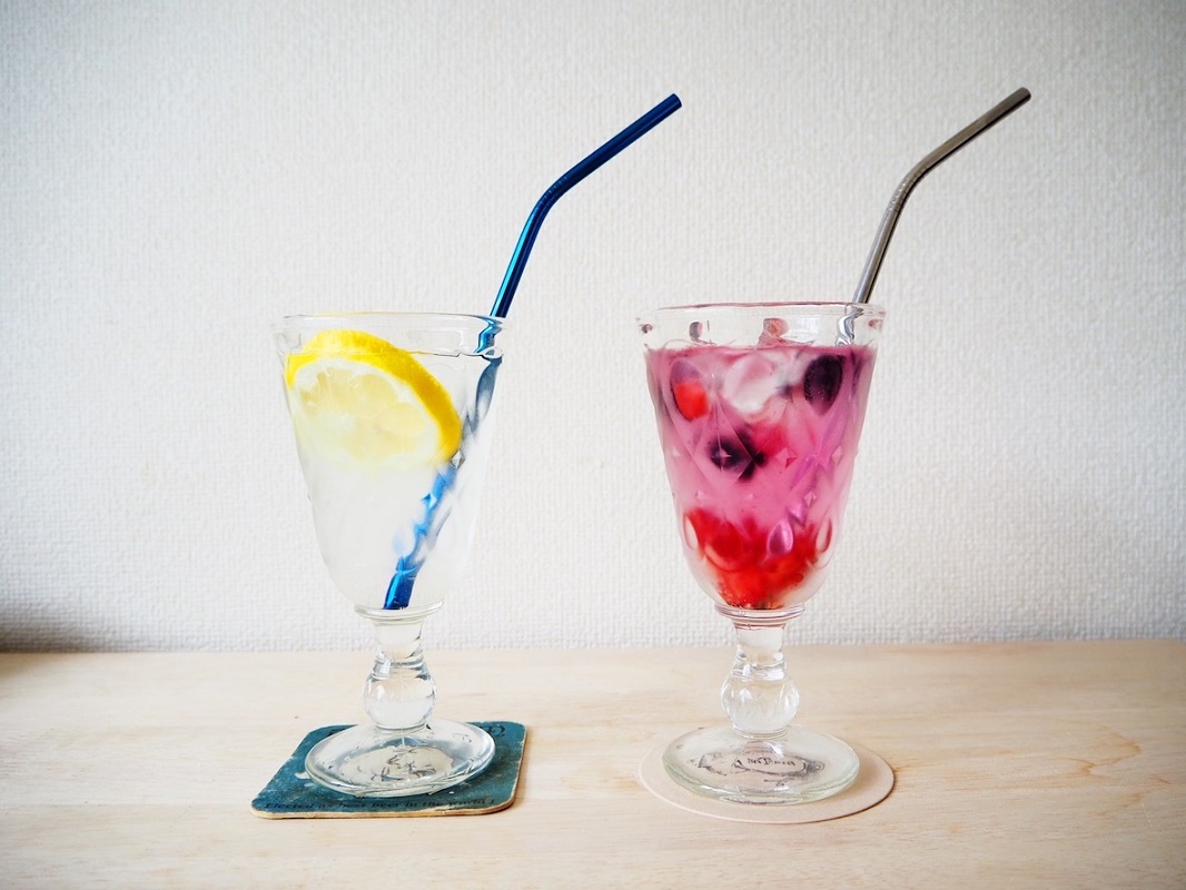 Combo 01 Cốc tập uống cho bé có núm Inomata 230ml + 01 Set ống hút đa sắc màu Seiwa Pro có thể tái sử dụng nhiều lần - Nội địa Nhật Bản