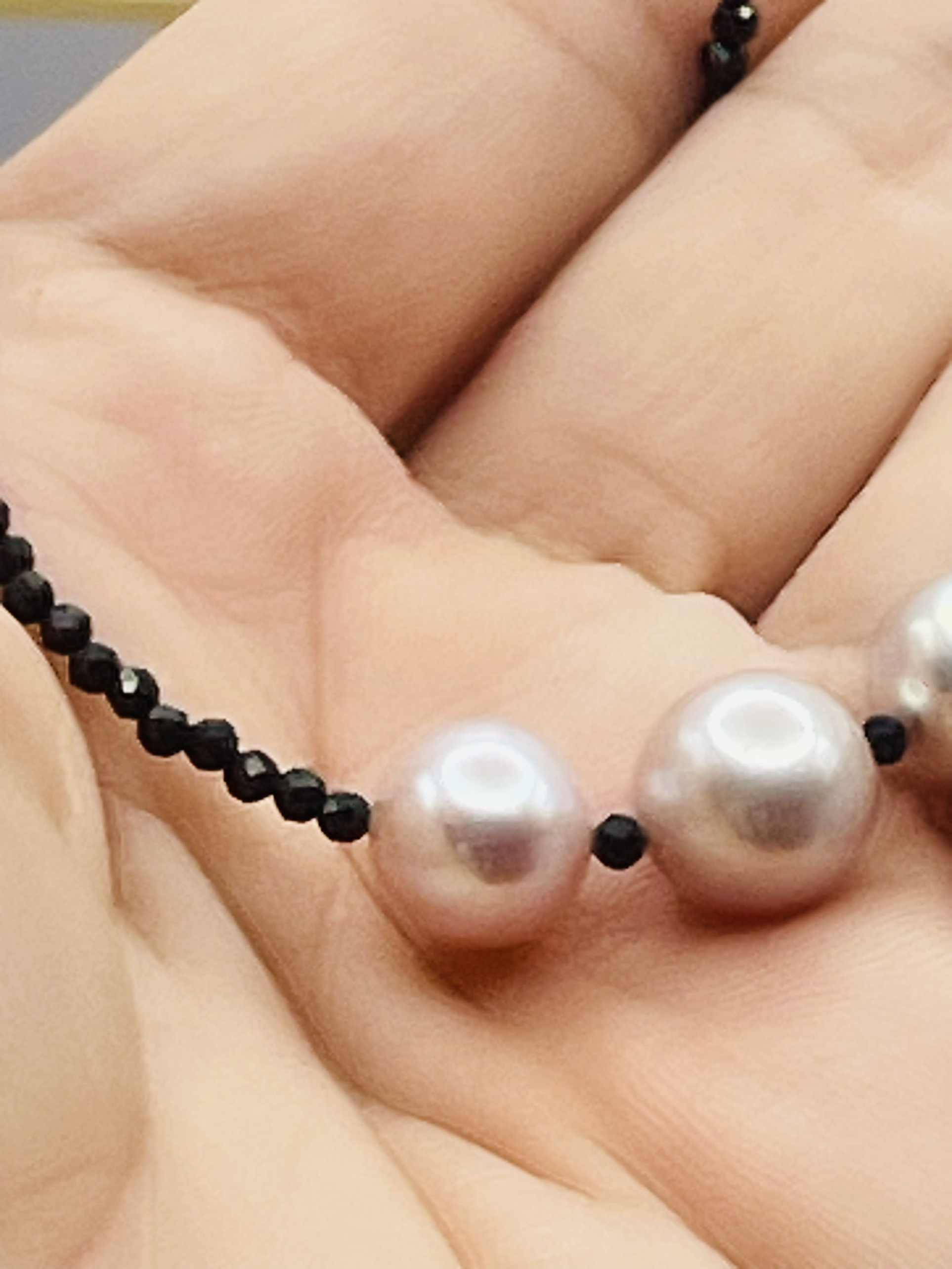 Dây chuyền thiết kế Trai mặn Southsea và Đá Spinel đen