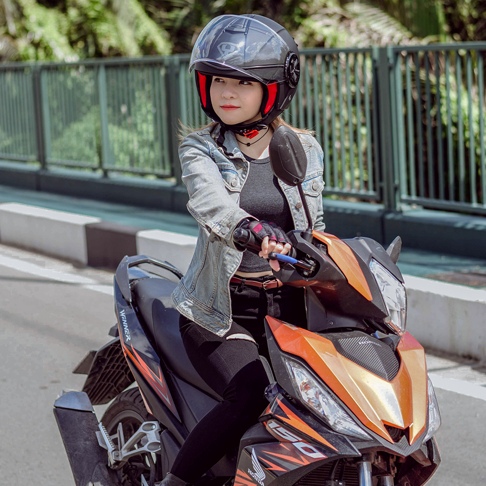 MŨ BẢO HIỂM 3/4 YOHE 851